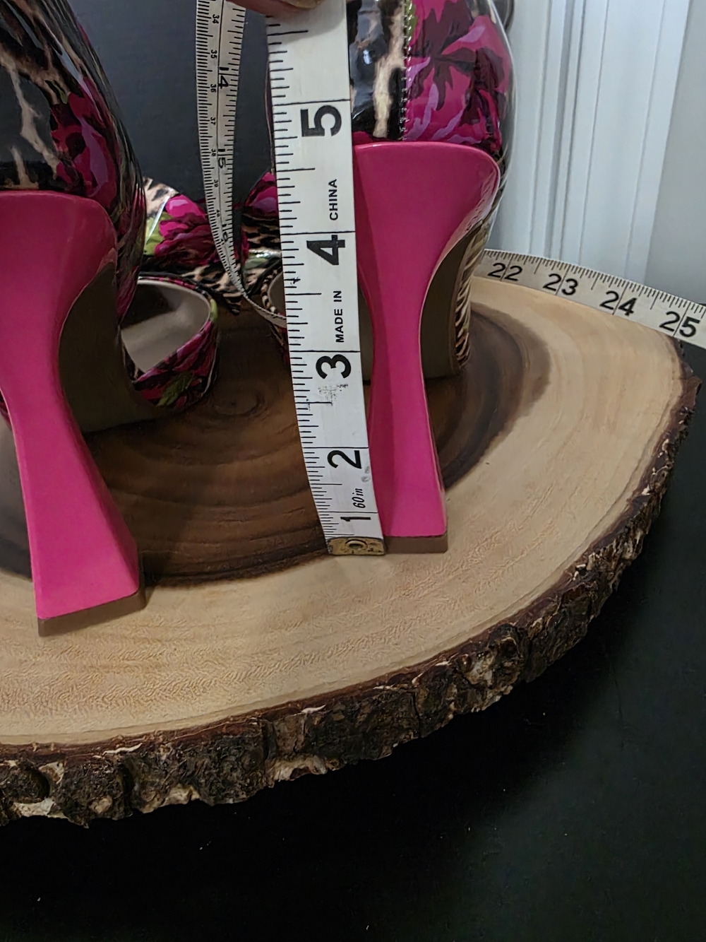 Betsey Johnson Pink Floral Leopard Bow Pointed Toe Heels - Picture 8 of 9